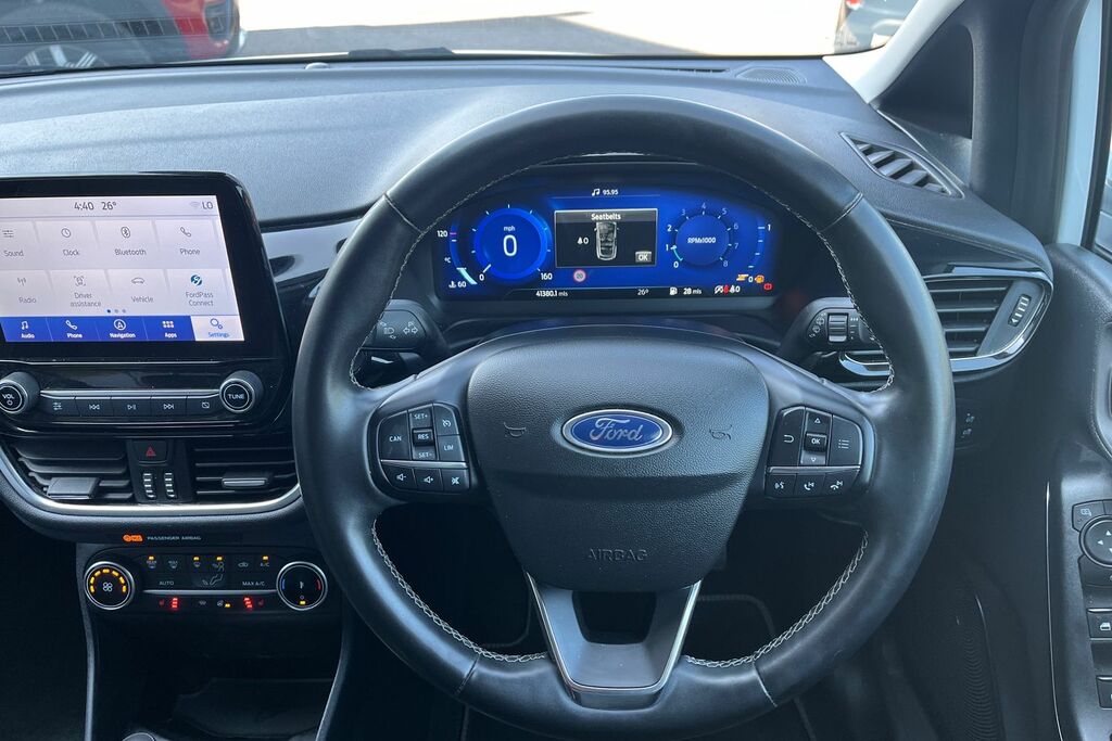 Ford Fiesta Active Black #12