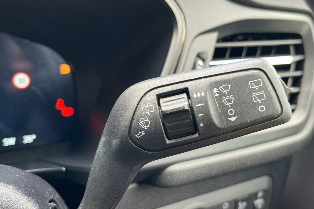 Ford Kuga Titanium Silver #15