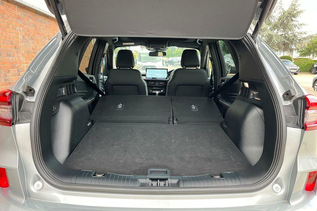 Ford Kuga Titanium Silver #23