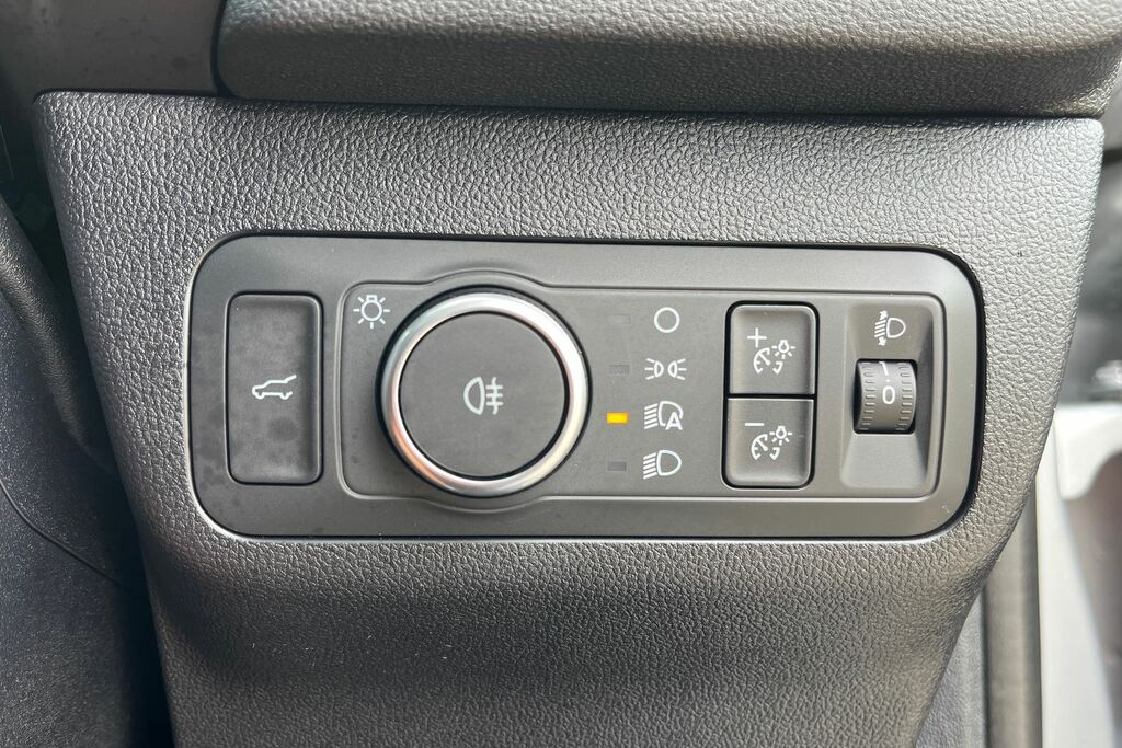 Ford Kuga Titanium Silver #31