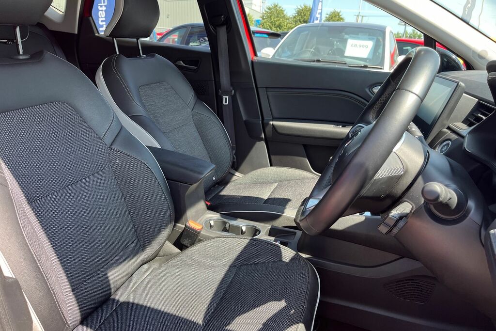 Renault Captur 1.6 E-tech Full Hybrid 145 Techno Black #17