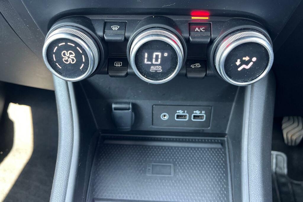 Renault Captur 1.6 E-tech Full Hybrid 145 Techno Black #30