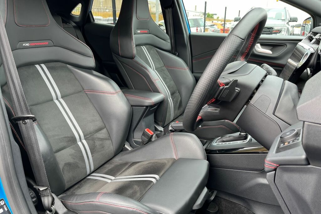 Ford Puma Titanium Black #17