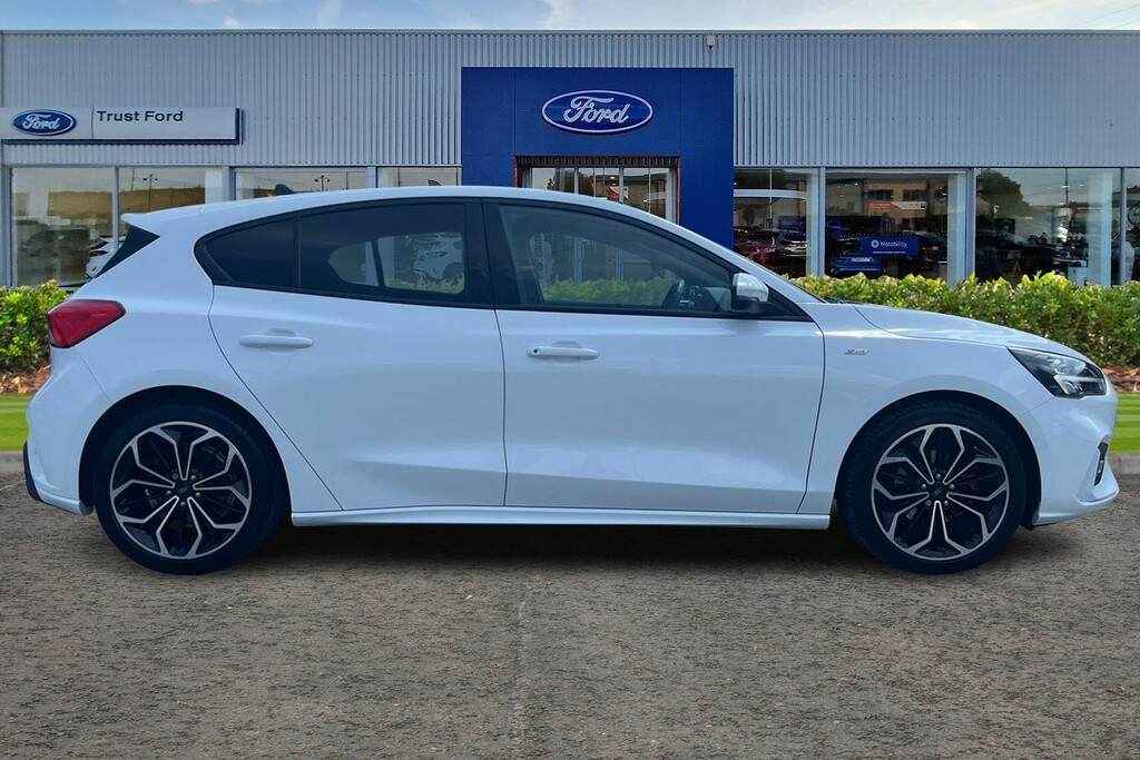 Ford Focus St-line X Edition HK71YDX White #3