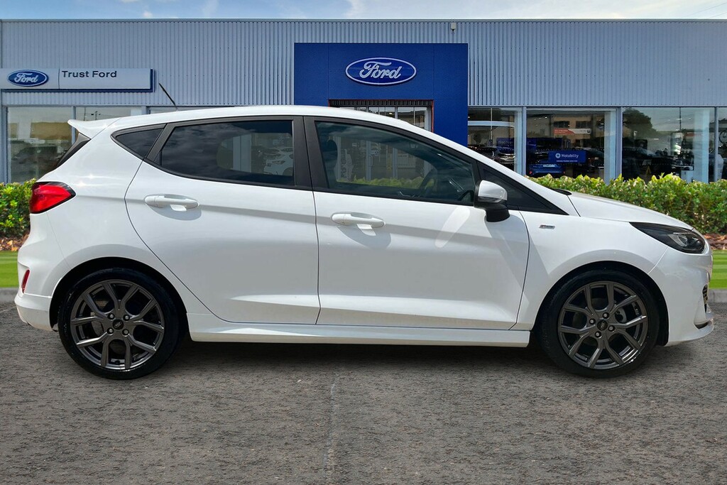 Ford Fiesta St-line CP23LXB White #3