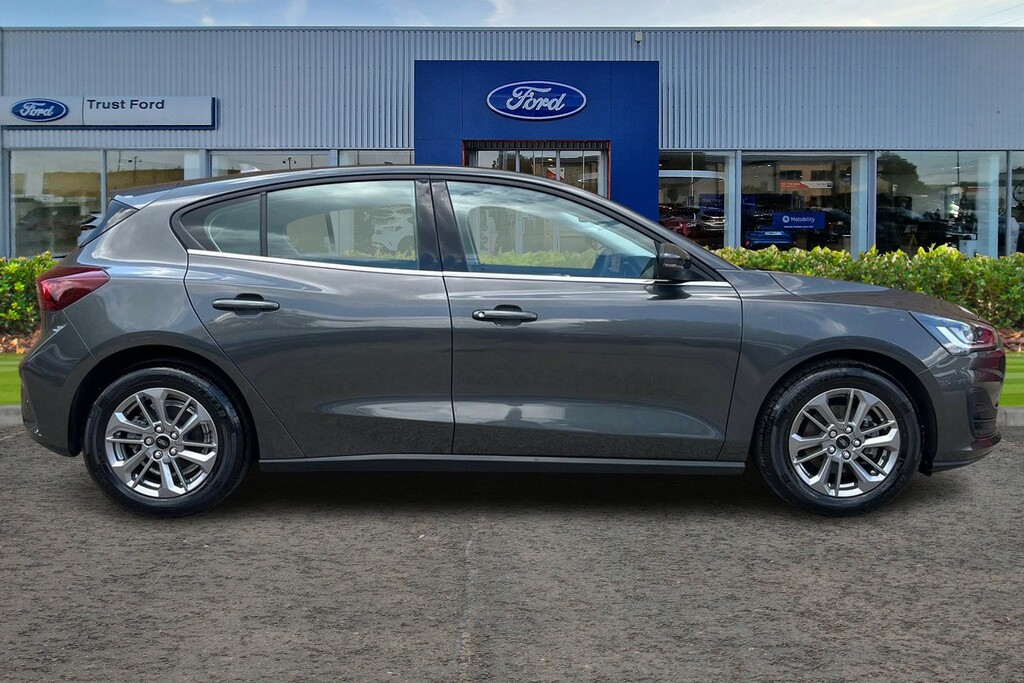 Ford Focus 1.0 Ecoboost Hybrid Mhev Titanium NG23LLD Grey #3