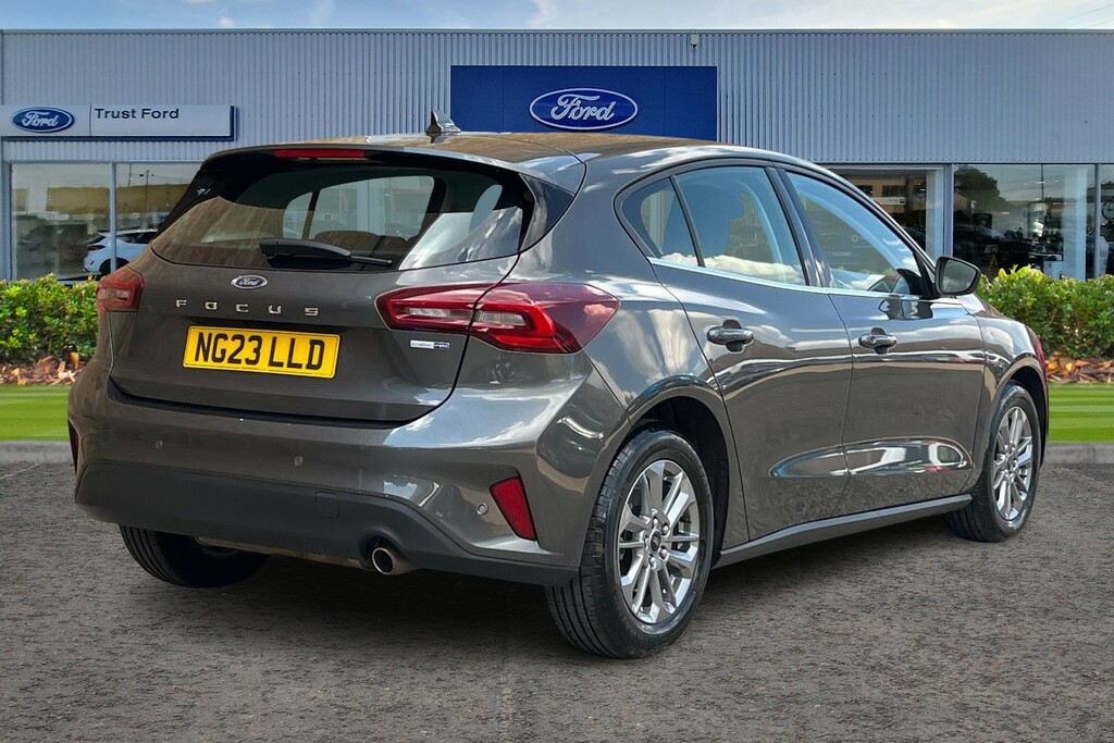 Ford Focus 1.0 Ecoboost Hybrid Mhev Titanium NG23LLD Grey #4
