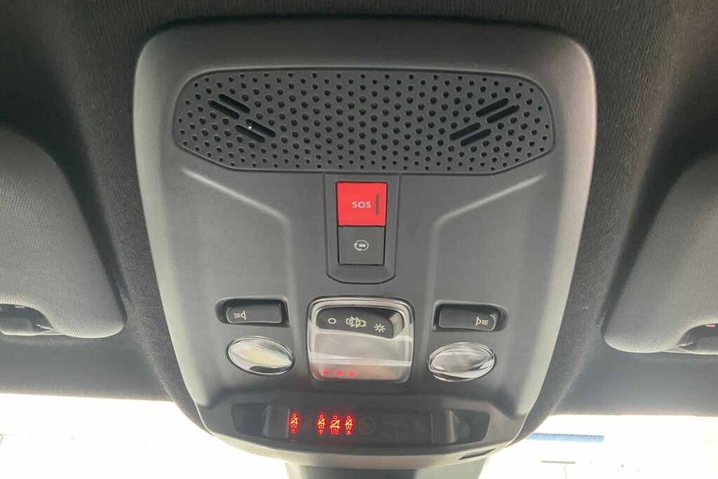 Vauxhall Mokka-e 50Kwh Ultimate BP23AYL Red #34