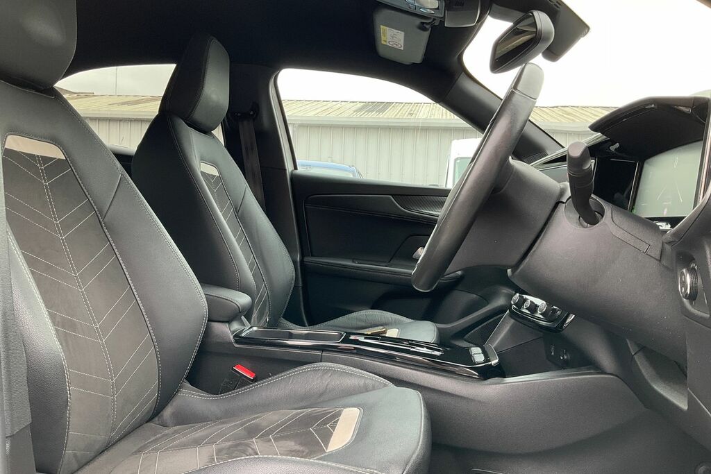 Vauxhall Mokka-e 50Kwh Ultimate BP23AYL Red #17