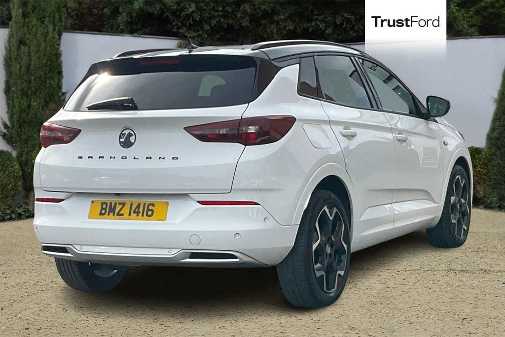 Vauxhall Grandland 1.2 Turbo Ultimate White #4