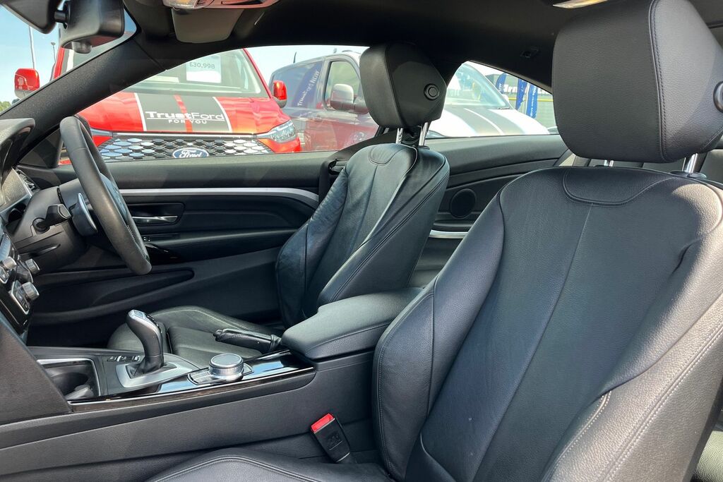 BMW 4 Series Gran Coupe Hatchback White #19