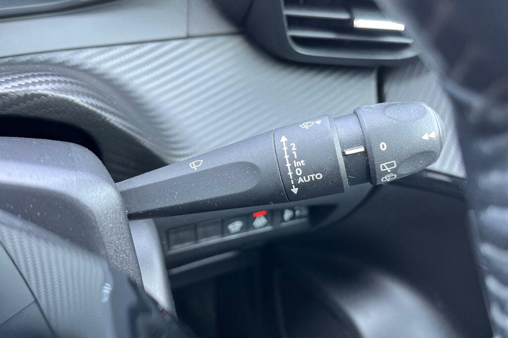 Peugeot 2008 1.2 Puretech Active Orange #15
