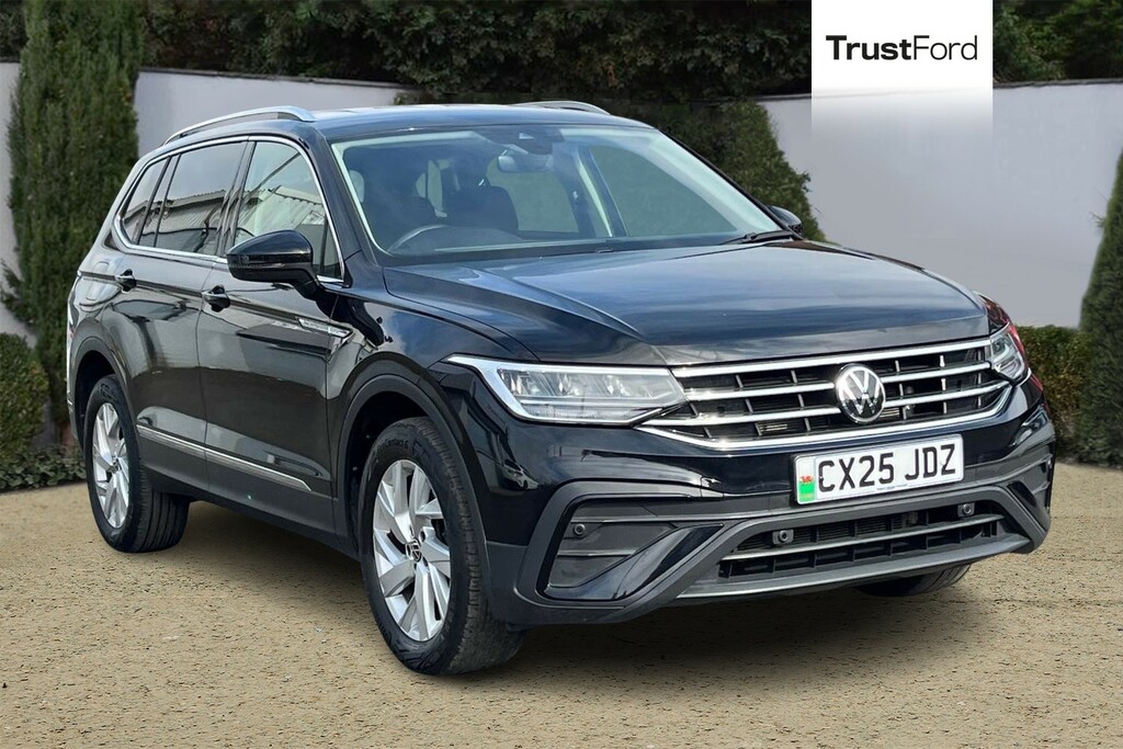 Volkswagen Tiguan Allspace Life Black