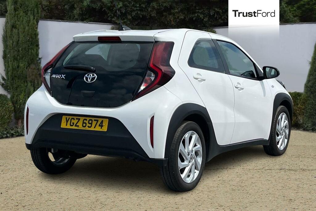Toyota Aygo X 1.0 Vvt-i Pure White #4