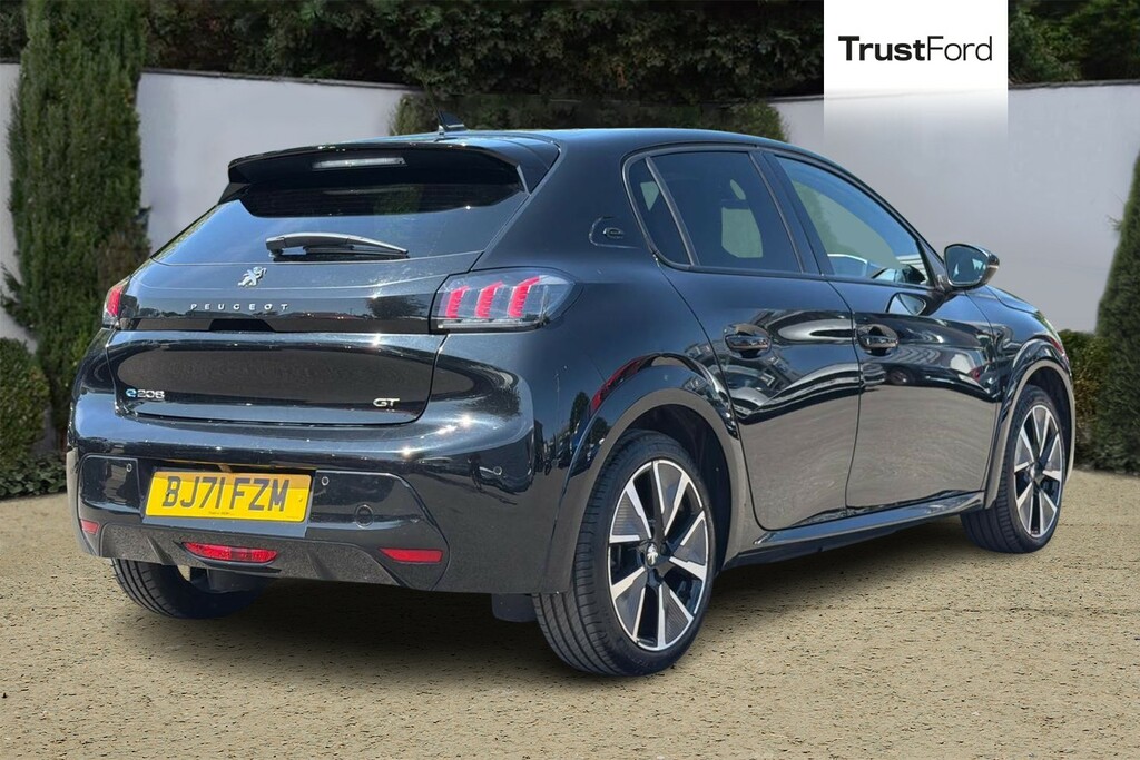 Peugeot e-208 100Kw Gt 50Kwh Sat Nav Carplay Front Re Black #4