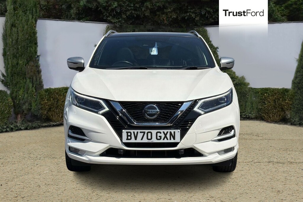 Nissan Qashqai 1.3 Dig-t Tekna Suv Euro 6 S S White #5