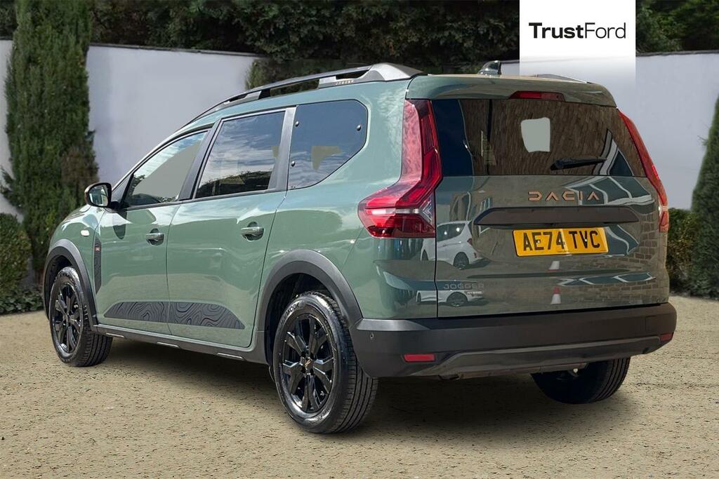 Dacia Jogger 1.6 Hev Extreme Green #2