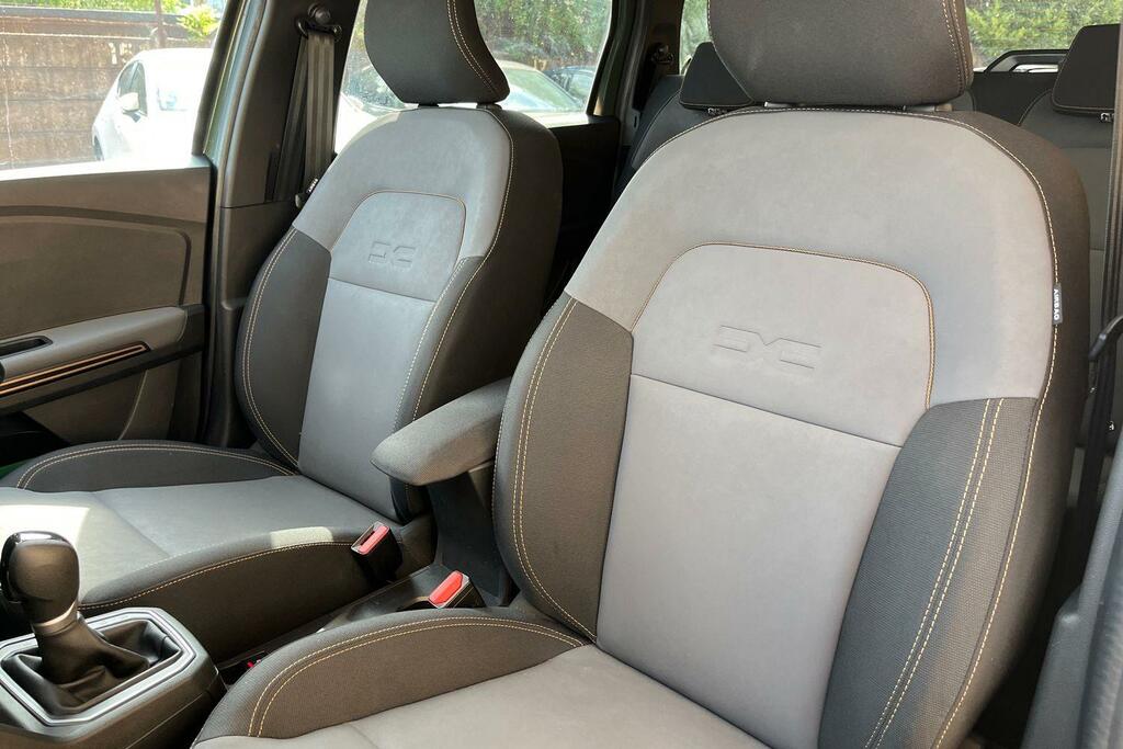 Dacia Jogger 1.6 Hev Extreme Estate Grey #19