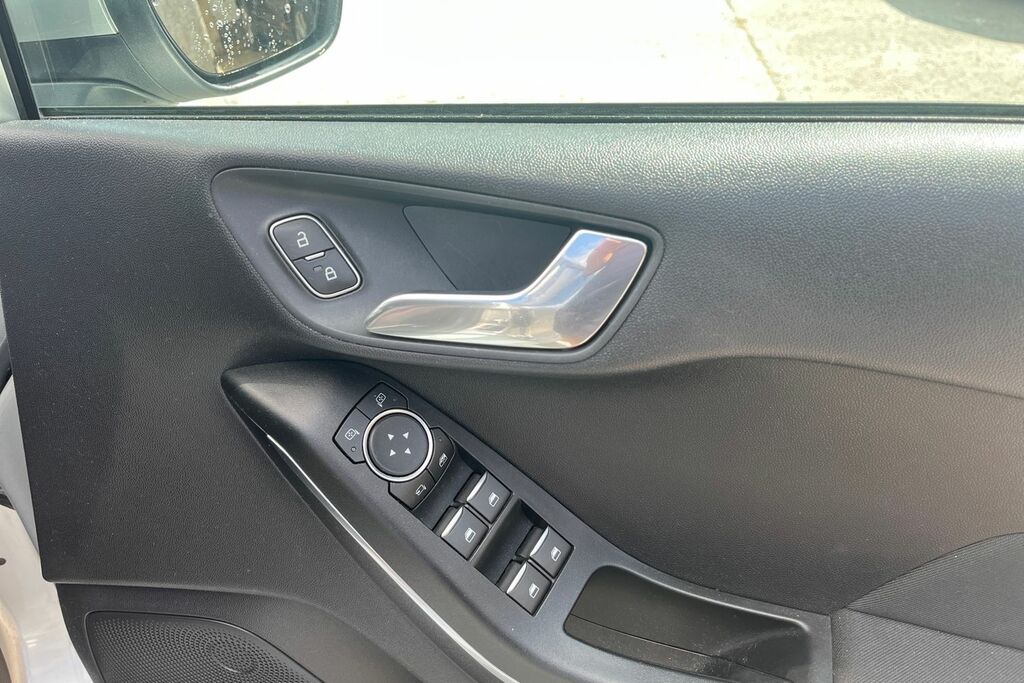 Ford Fiesta 1L Titanium Black #25