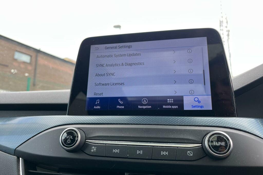 Ford Focus 1.0T Ecoboost Titanium Hatchback Blue #36