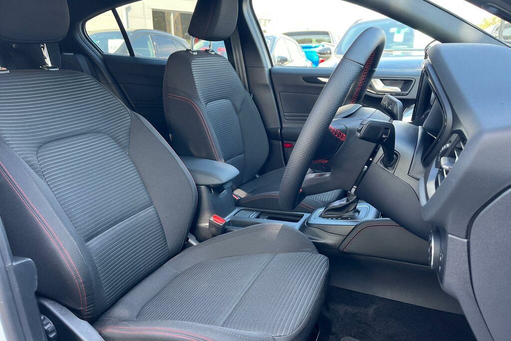 Ford Focus 1.0 E B Mhev 155 St-line Edition X Edition Aut White #17
