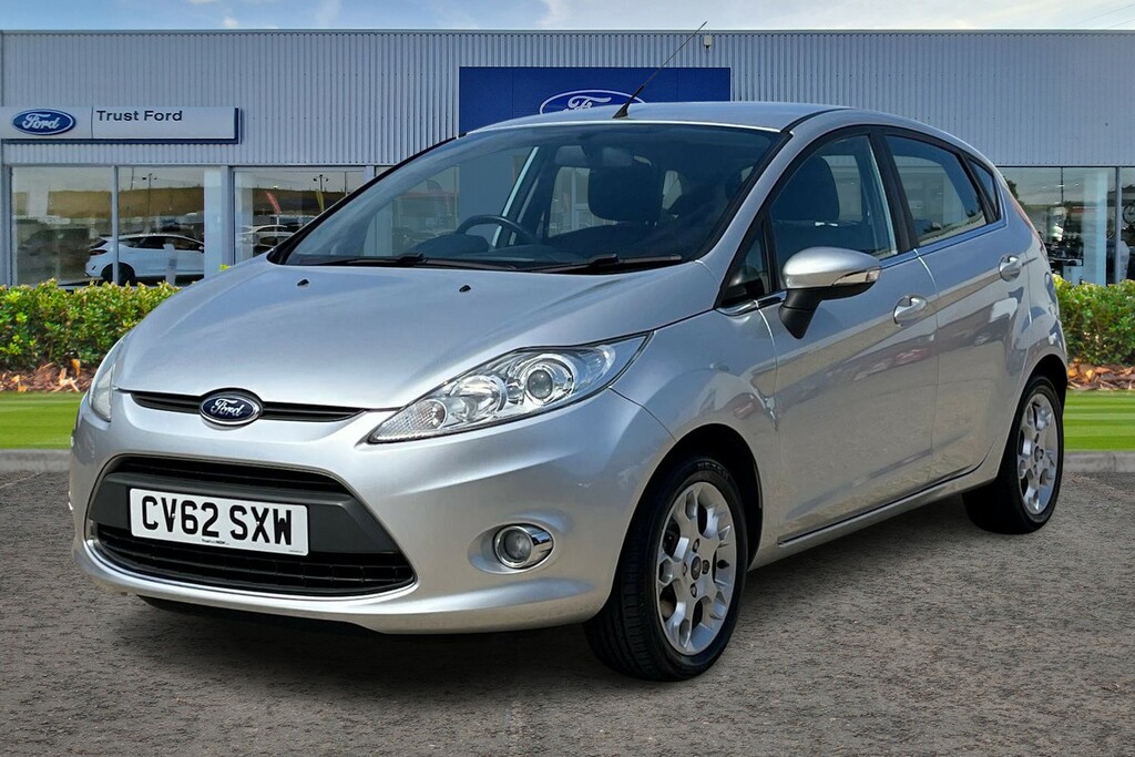 Ford Fiesta 1.25 Zetec Hatchback 129 G Km 8 Silver #5