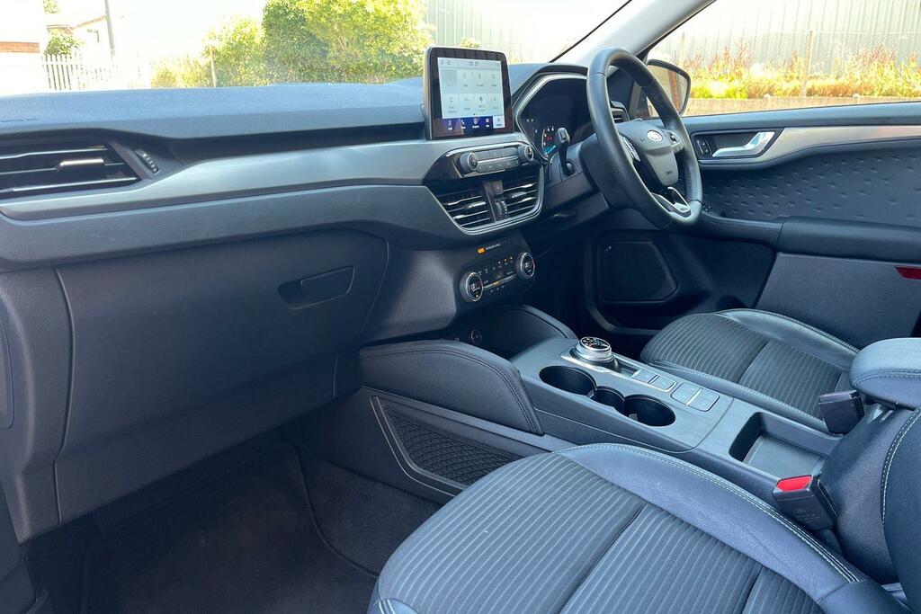 Ford Kuga 1.5 Ecoboost 150 St-line Red #18