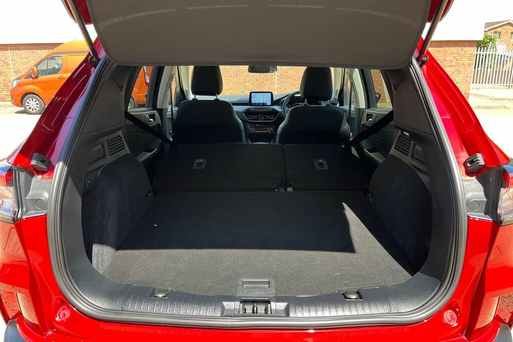 Ford Kuga 1.5 Ecoboost 150 St-line Red #23