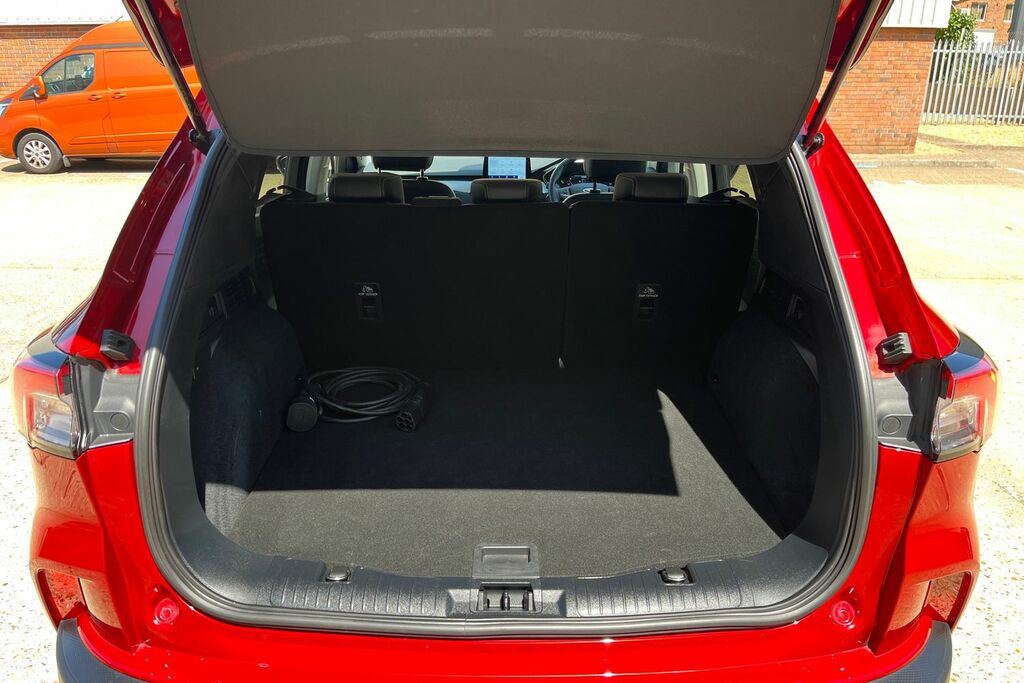 Ford Kuga 1.5 Ecoboost 150 St-line Red #21