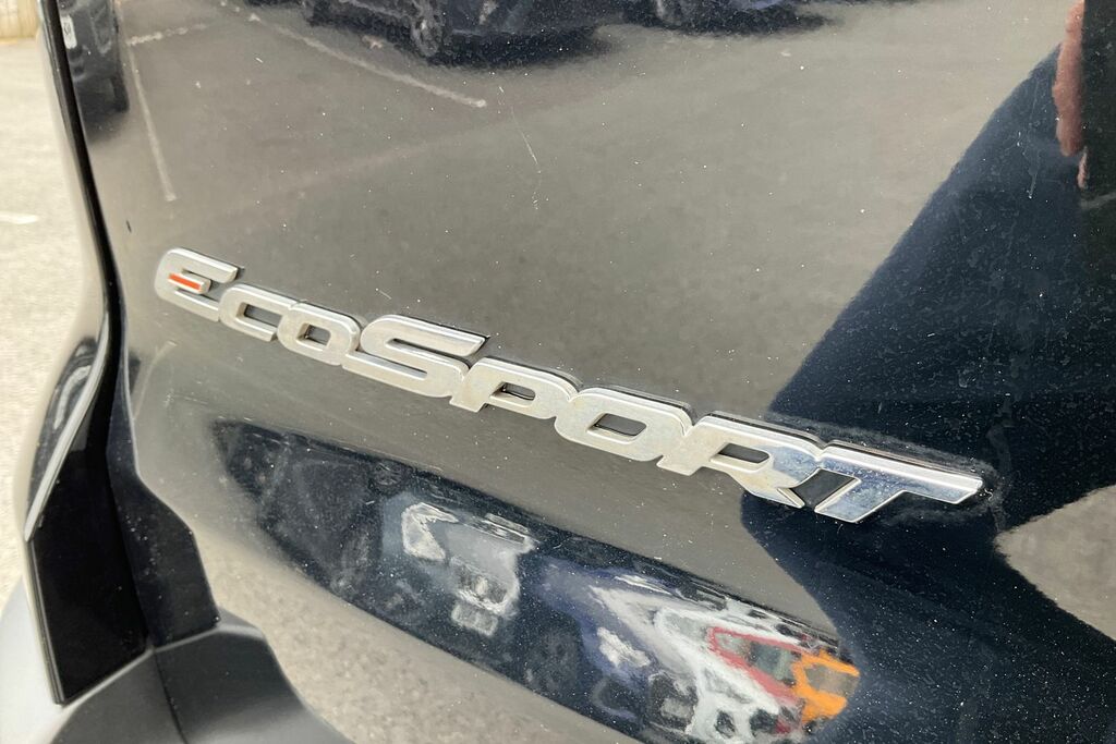 Ford Ecosport White #39