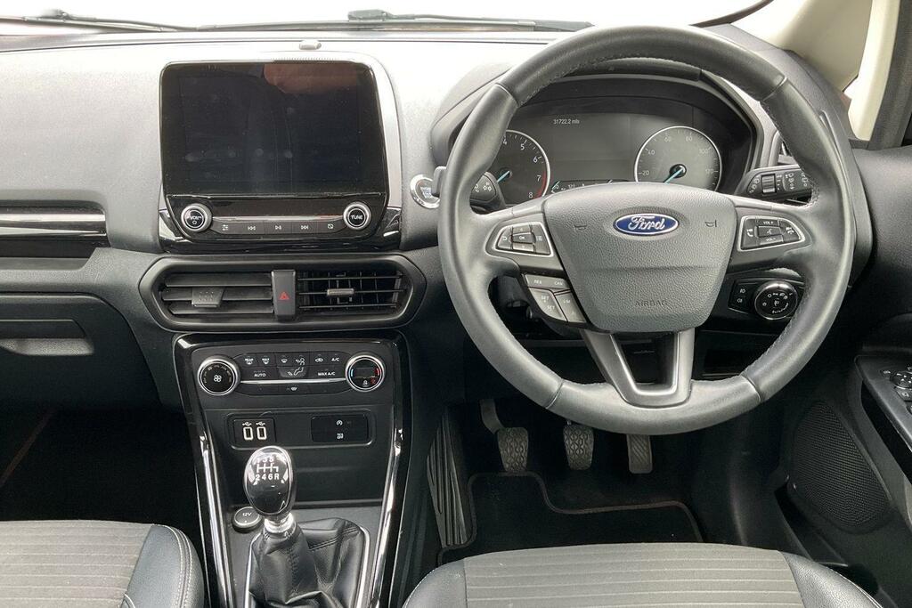 Ford Ecosport White #11