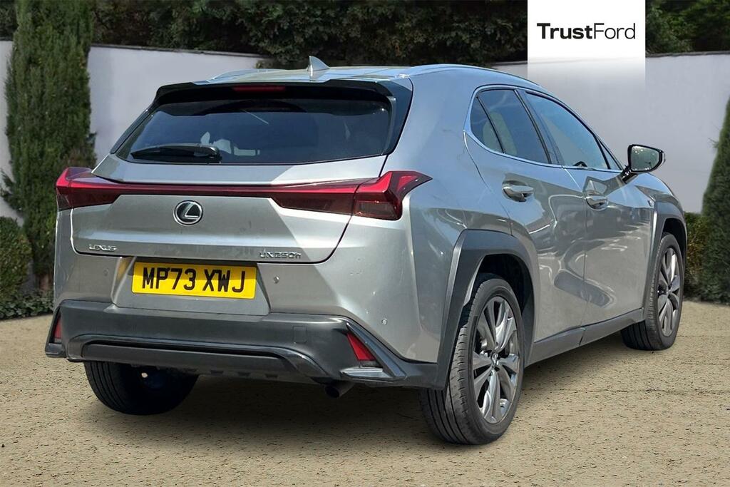 Lexus UX 2.0 F-sport Design Cvt Digital Dash Heated Sea Silver #4