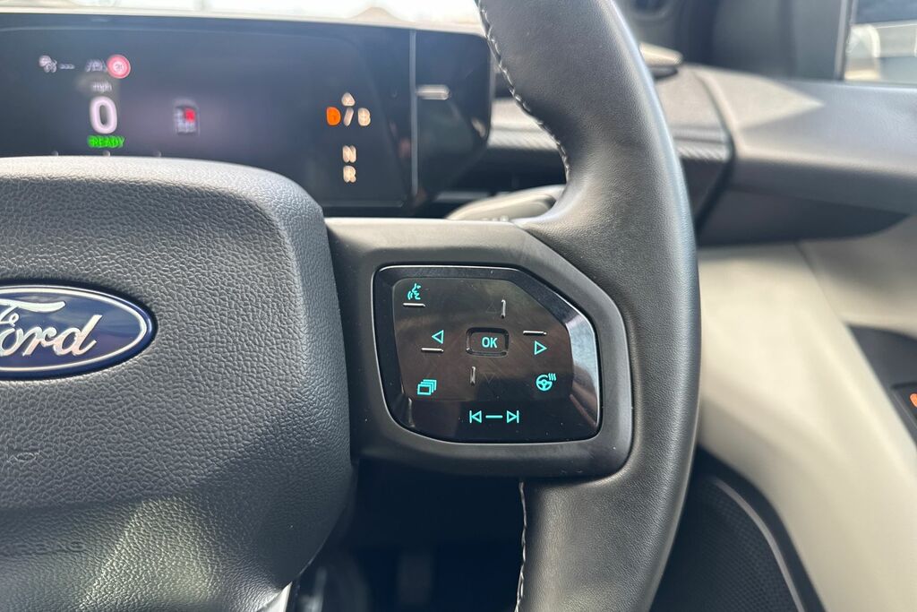 Ford Explorer 210Kw Premium 77Kwh Driver Assist Pack Black #32
