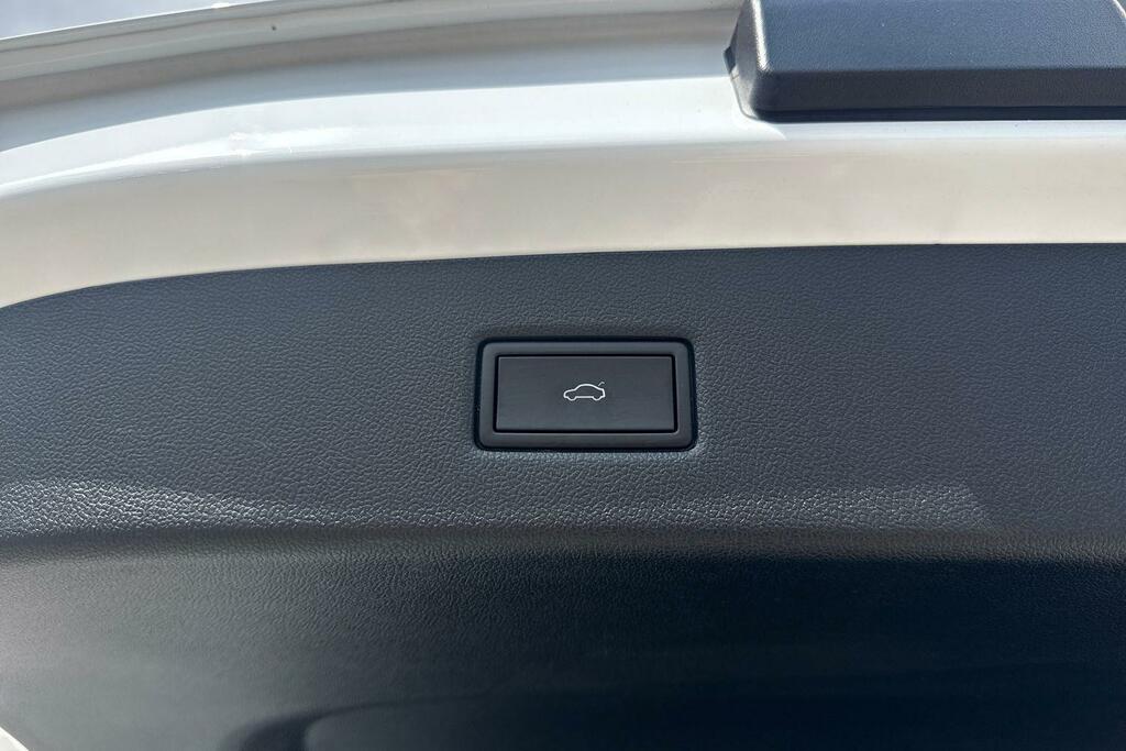 Ford Explorer 210Kw Premium 77Kwh Driver Assist Pack Black #22