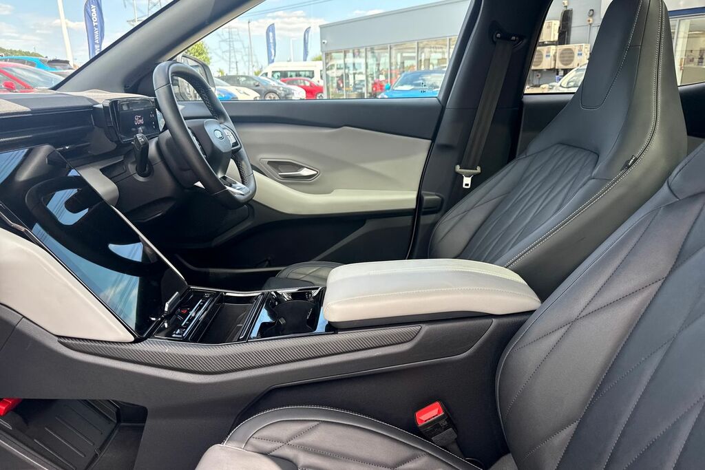 Ford Explorer 210Kw Premium 77Kwh Driver Assist Pack Black #19
