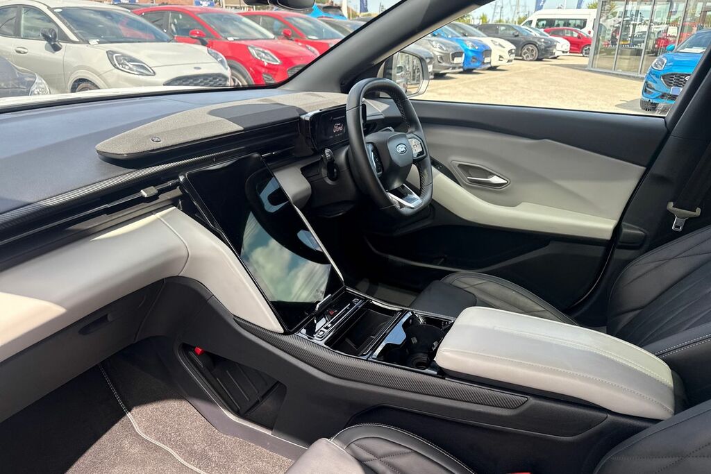 Ford Explorer 210Kw Premium 77Kwh Driver Assist Pack Black #18