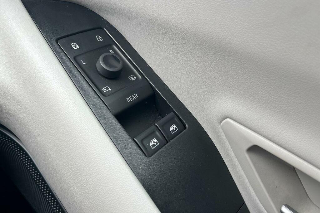 Ford Capri Extended Range 79Kwh Premium Suv White #16