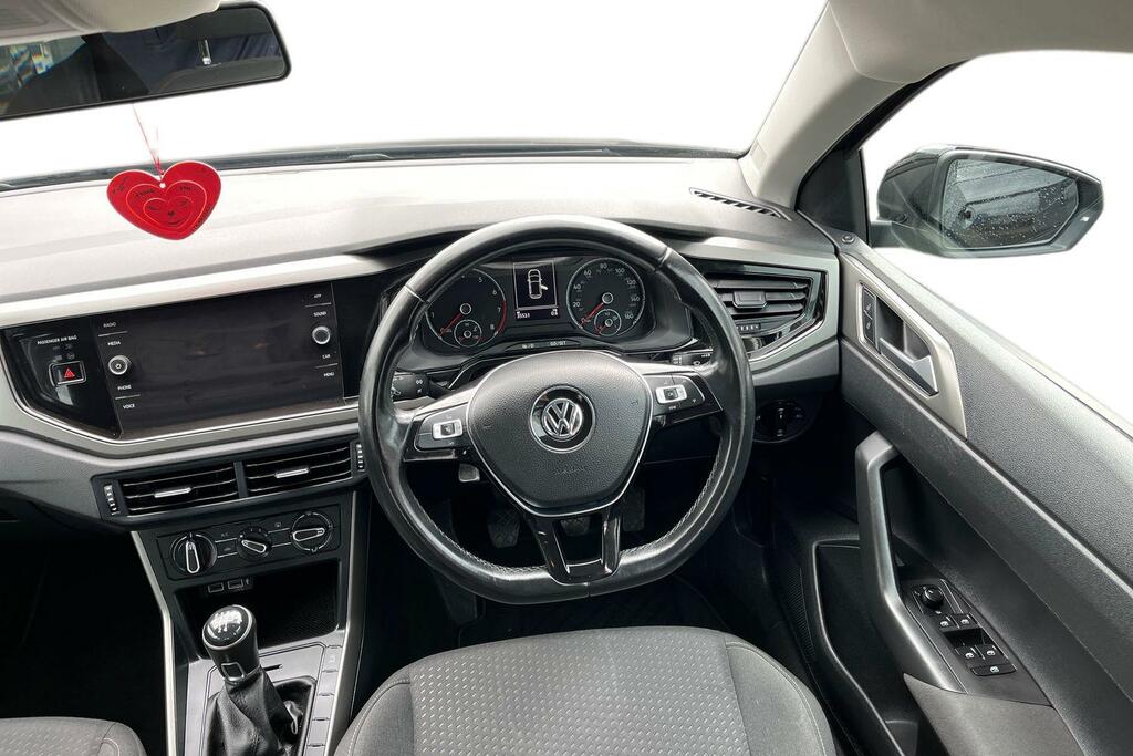 Volkswagen Polo Beats Red #11