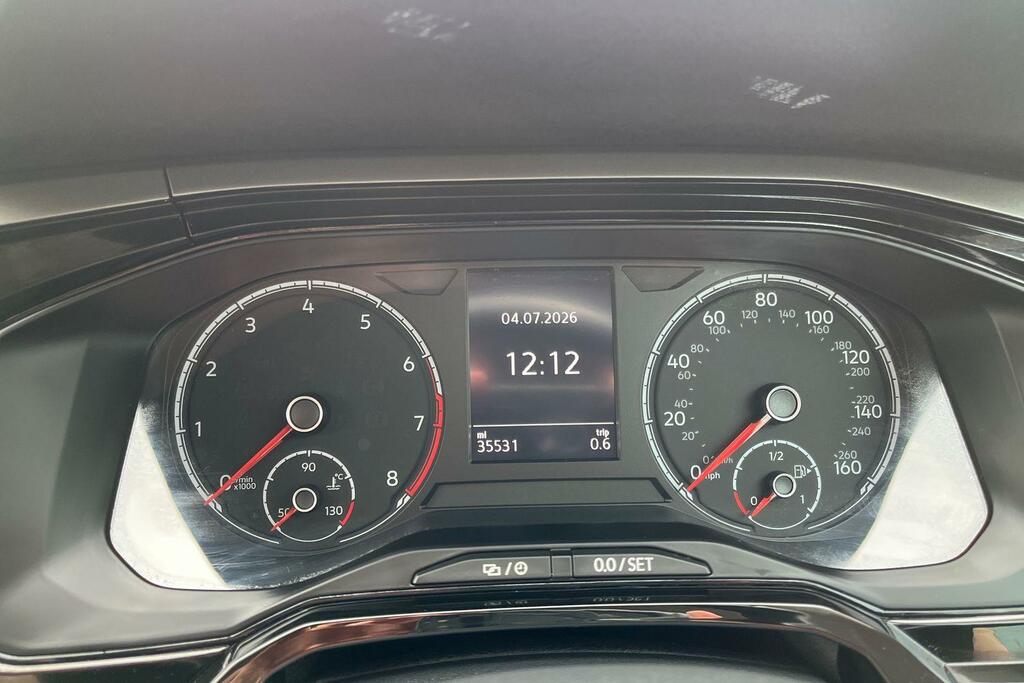 Volkswagen Polo Beats Red #13