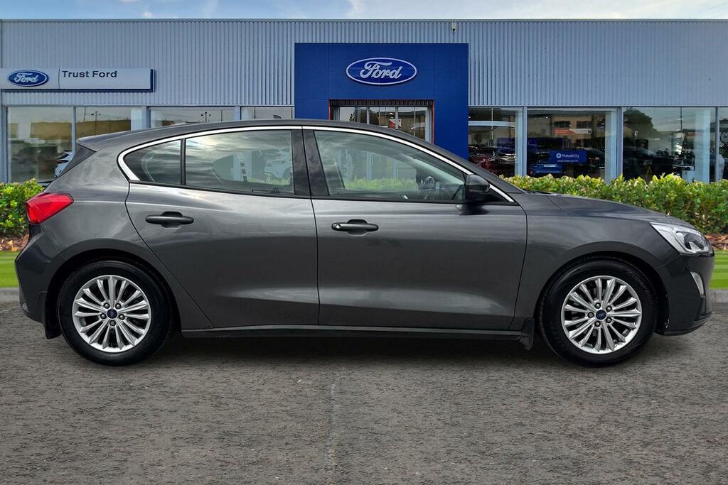 Ford Focus Titanium Grey #3