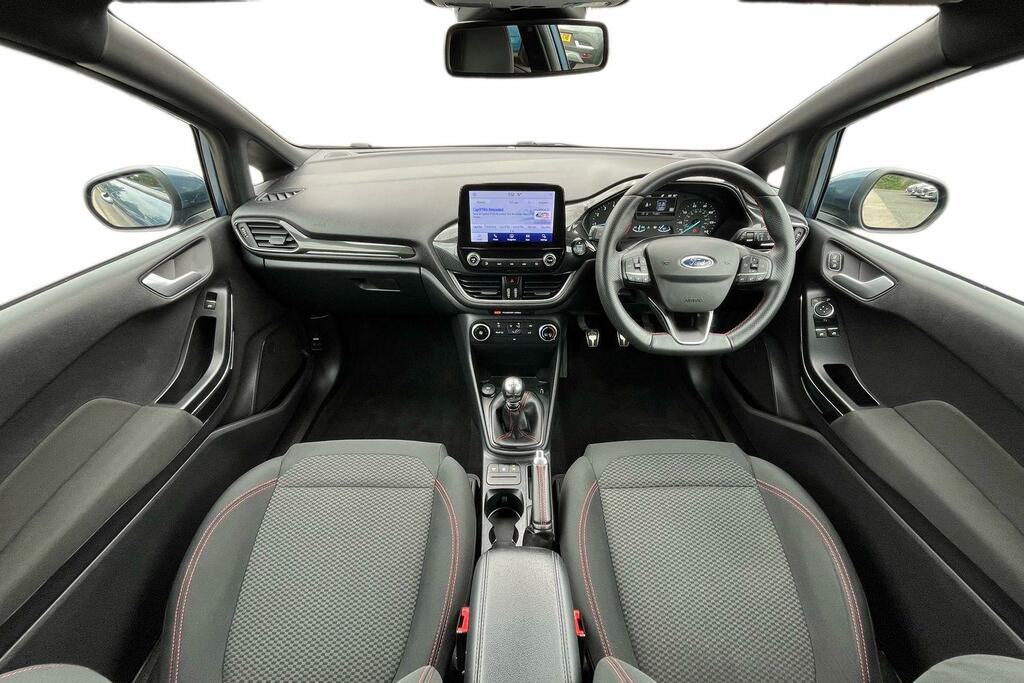 Ford Fiesta Trend White #10
