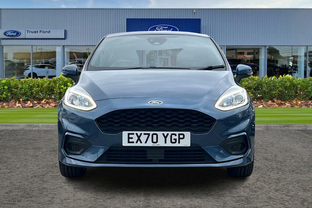 Ford Fiesta Trend White #6