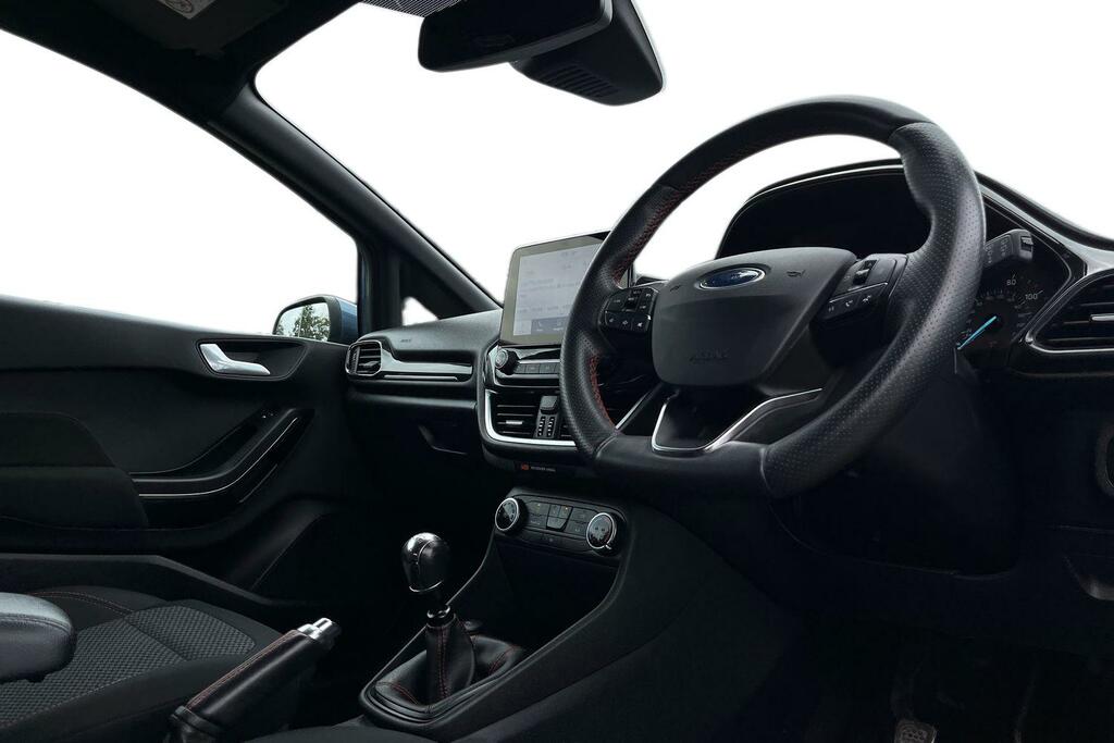Ford Fiesta Trend White #9