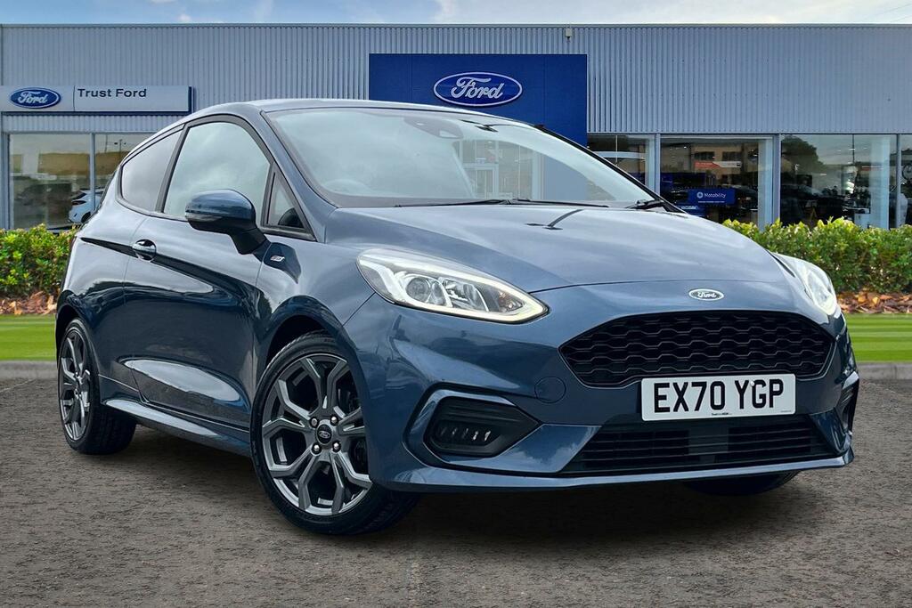 Ford Fiesta Trend White #1