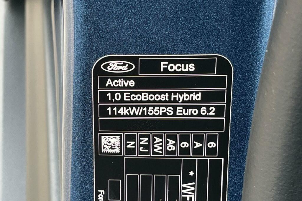 Ford Focus 1.0T Ecoboost Active X Hatchback White #33