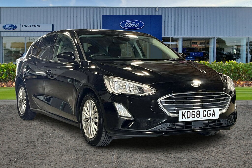 Ford Focus Titanium Black