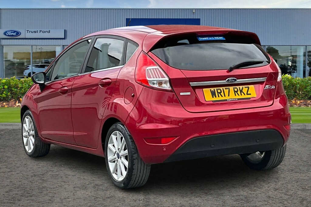 Ford Fiesta Titanium Red #2