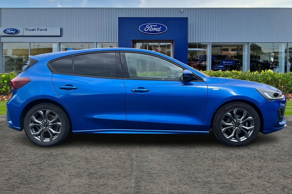 Ford Focus 1.0 Ecoboost Hybrid Mhev Active X Red #3