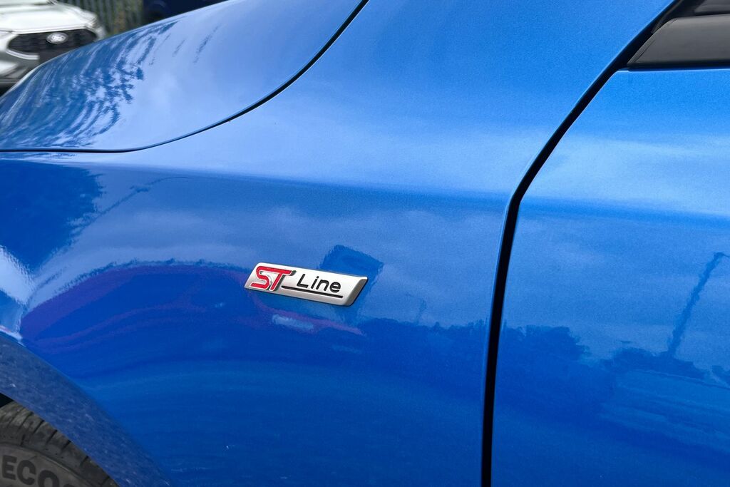 Ford Focus 1.0 Ecoboost Hybrid Mhev Active X Red #24