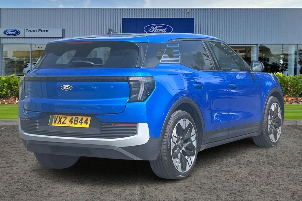 Ford Explorer Extended Range 77Kwh Premium Suv - Heated Seat Blue #4